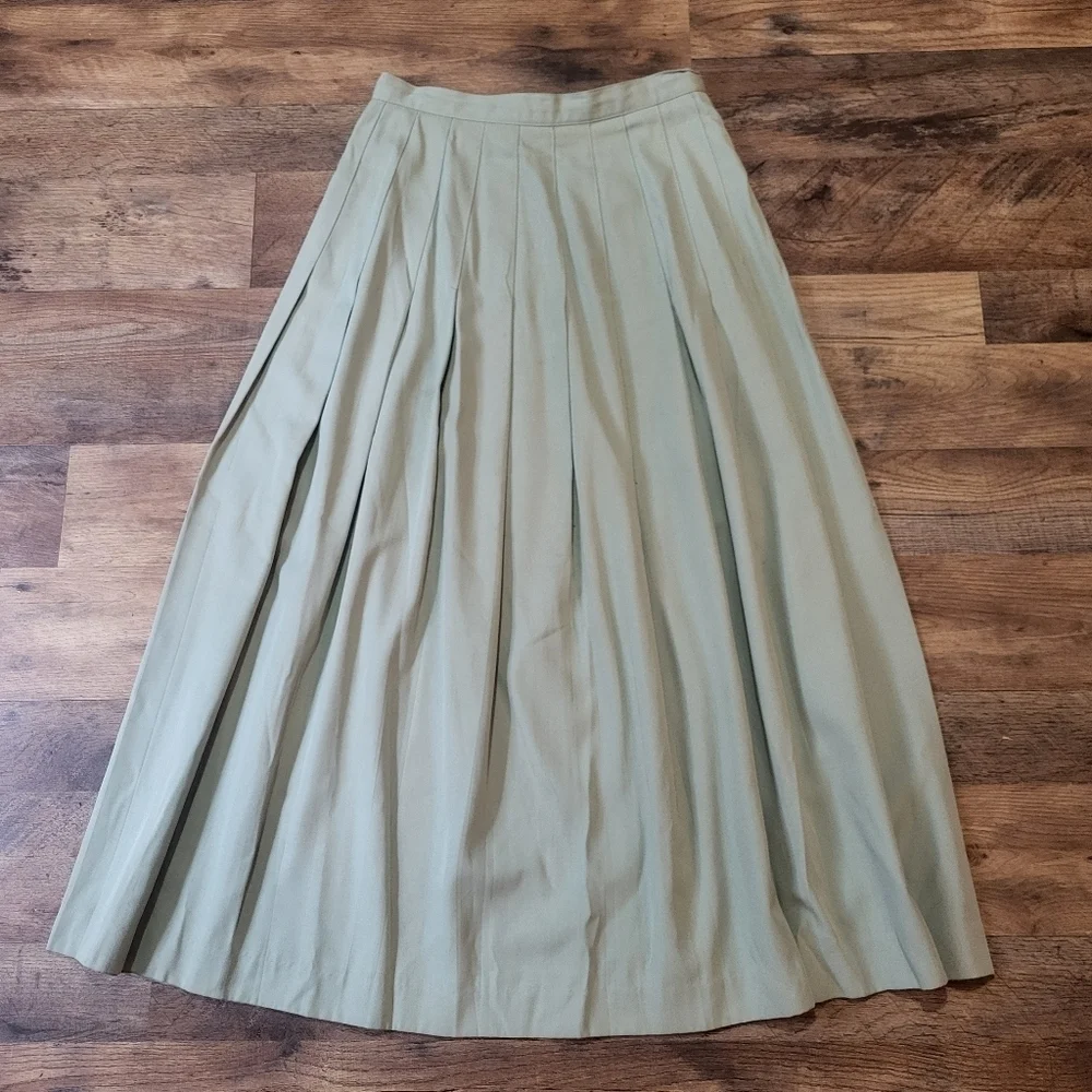 Sarah Chapman vintage sage